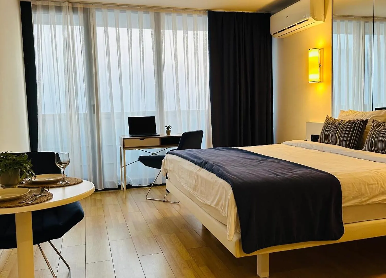 Orbi City Luxury Apartment Batumi